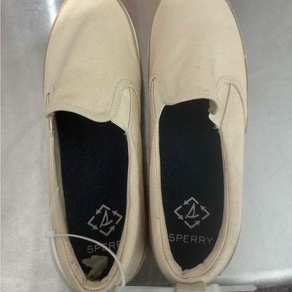 Men Sperry boat shoes - Picture 2 of 3